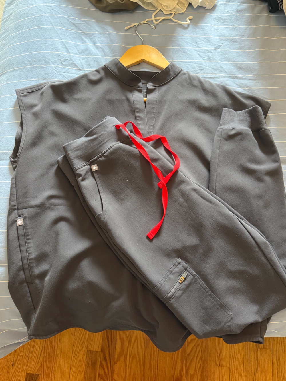 Figs Women’s Dark Gray Joggers with Red Drawstring